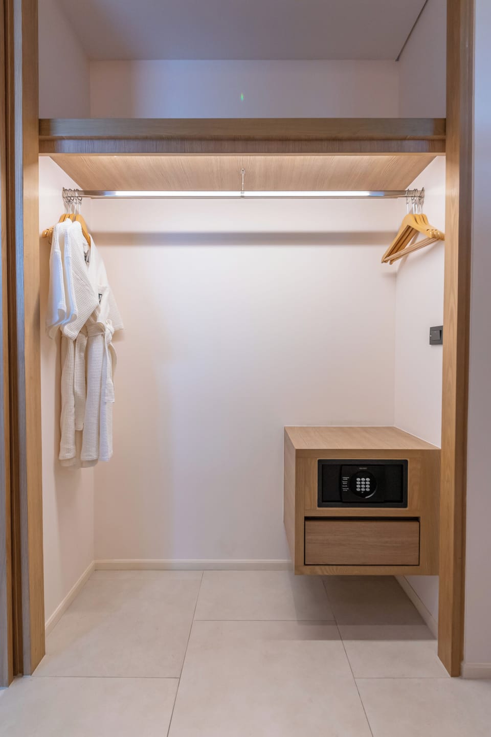 Grand Double Room | Free minibar, in-room safe, desk, blackout drapes