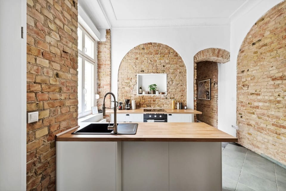 Lovely kitchen and cozy decoration