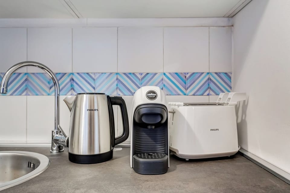 Espresso coffee machine