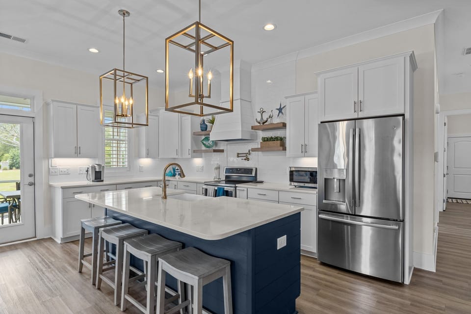 Kitchen - Kitchen island