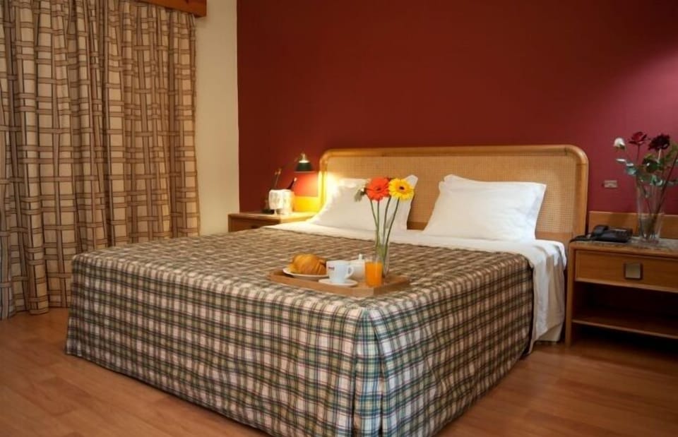 Minibar, soundproofing, iron/ironing board, travel crib