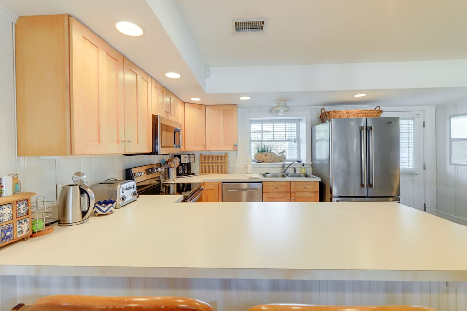 Kitchen | Cooking Basics | Ice Maker | Garbage Disposal