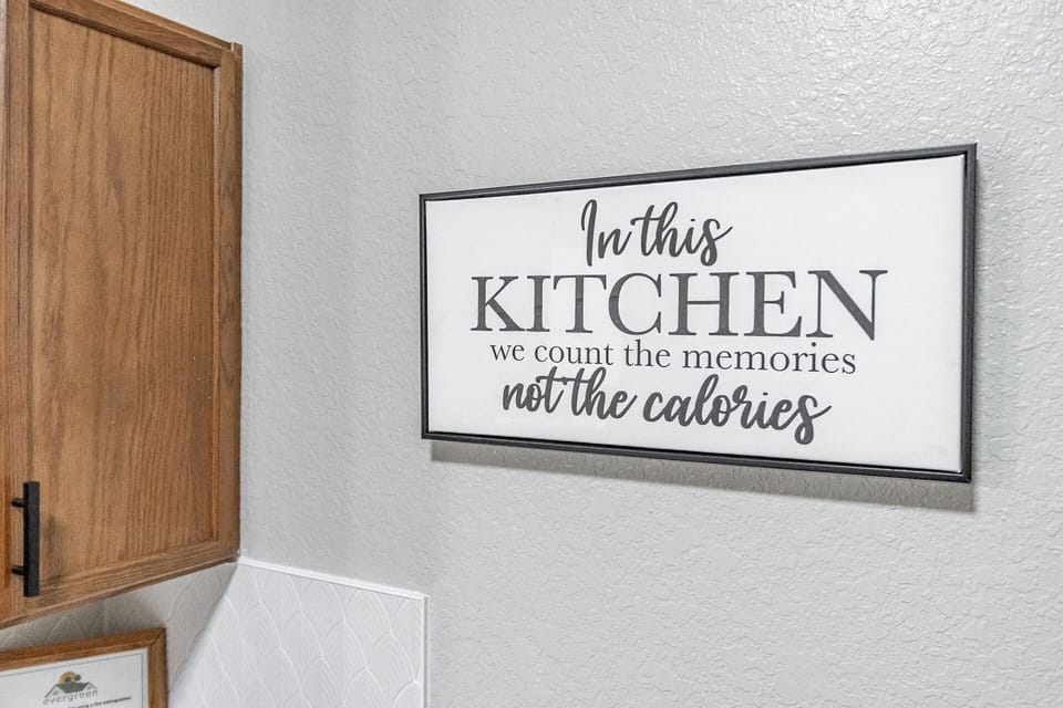 Who's counting calories? - Mickey's Dreamland Retreat
