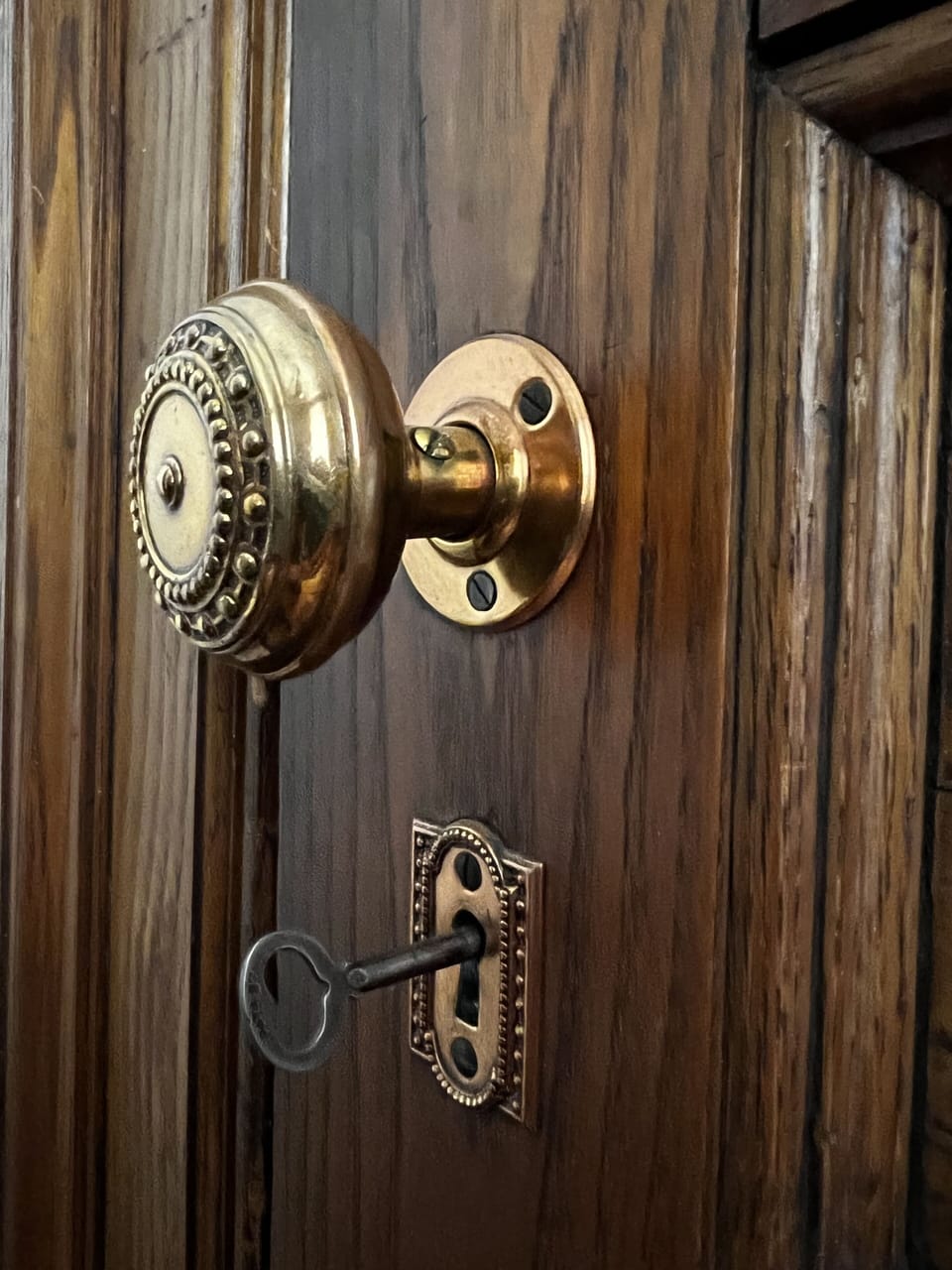 Entry door detail