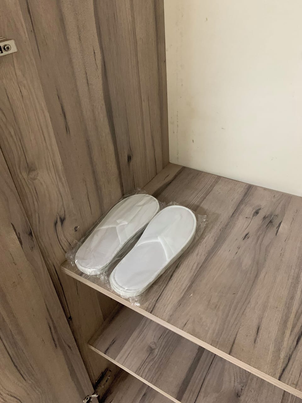Classic Studio Suite | Desk, laptop workspace, iron/ironing board, WiFi (free)