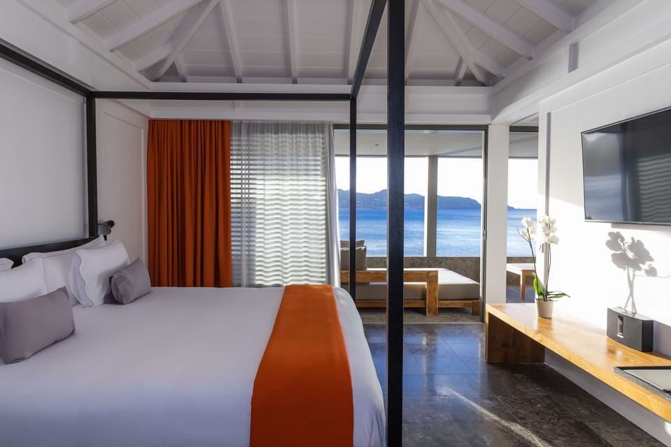 Panoramic Suite (Ocean) | Egyptian cotton sheets, premium bedding, down comforters