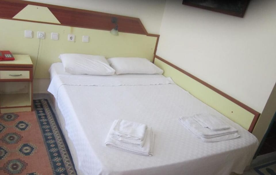 In-room safe, free cribs/infant beds, rollaway beds, free WiFi
