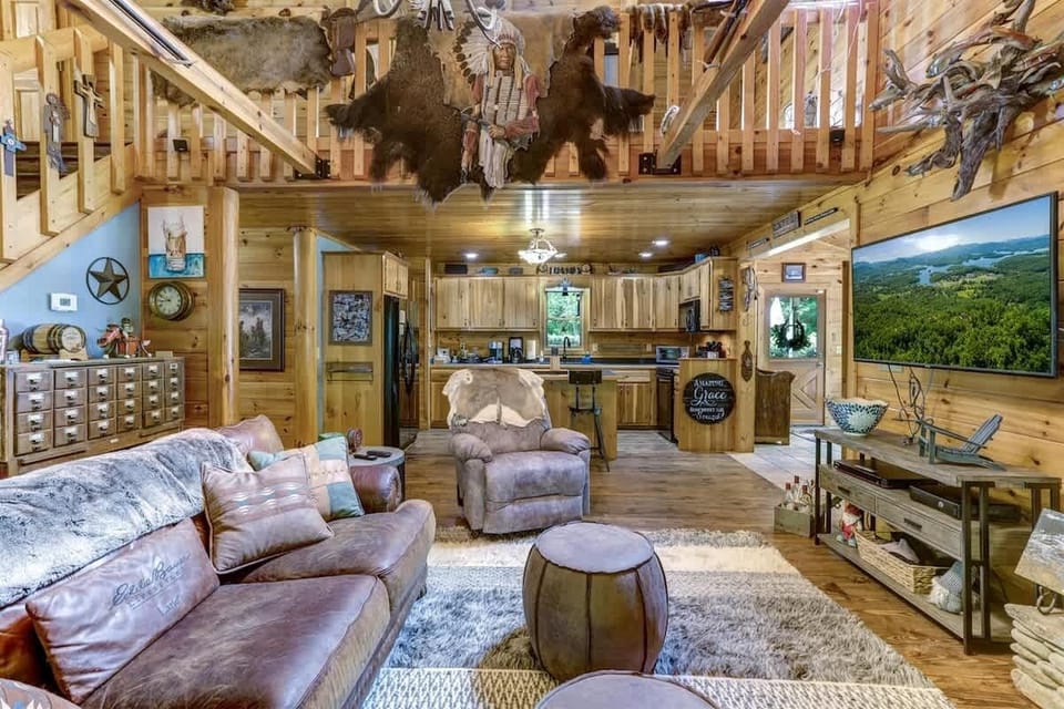 LIVING RM