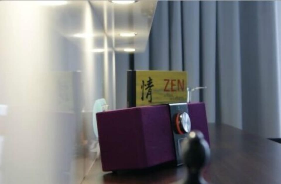 Room amenity