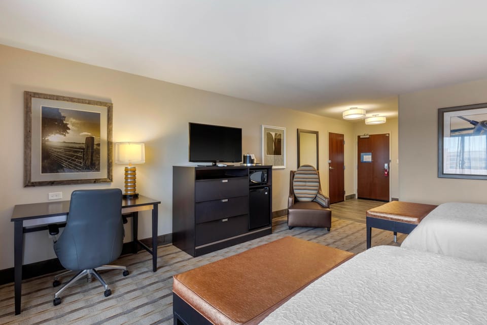 In-room safe, iron/ironing board, free WiFi, bed sheets