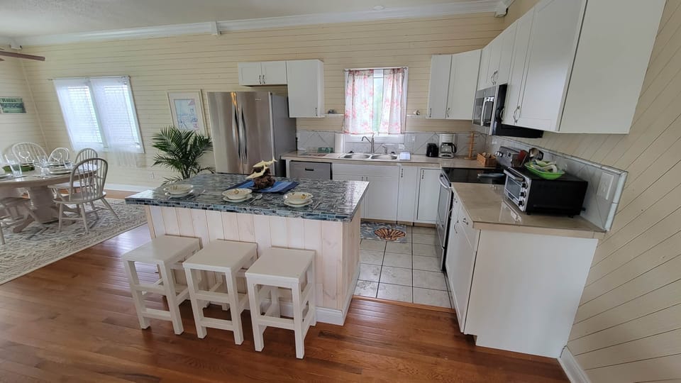 Kitchen (2)