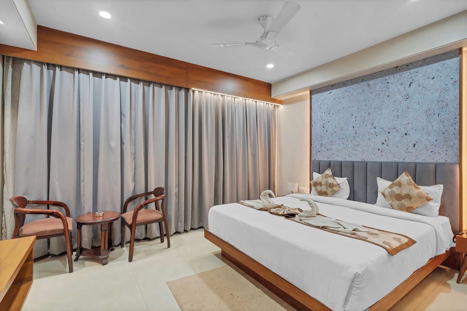 Executive Room | 1 bedroom, bed sheets
