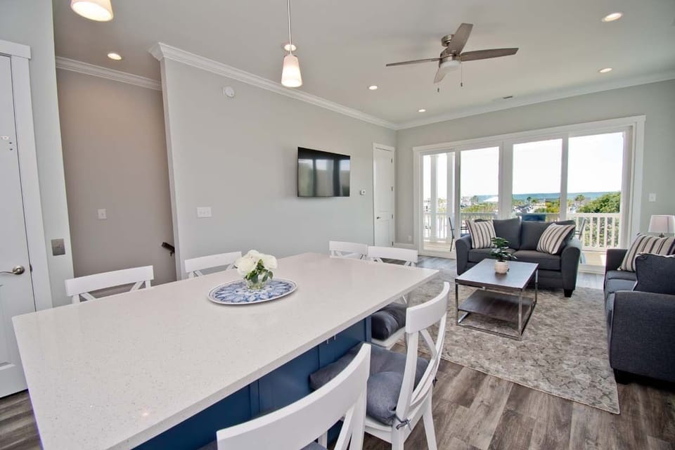 Village-West-16-Emerald-Isle-Vacation-Rental-Bluewater-NC-16
