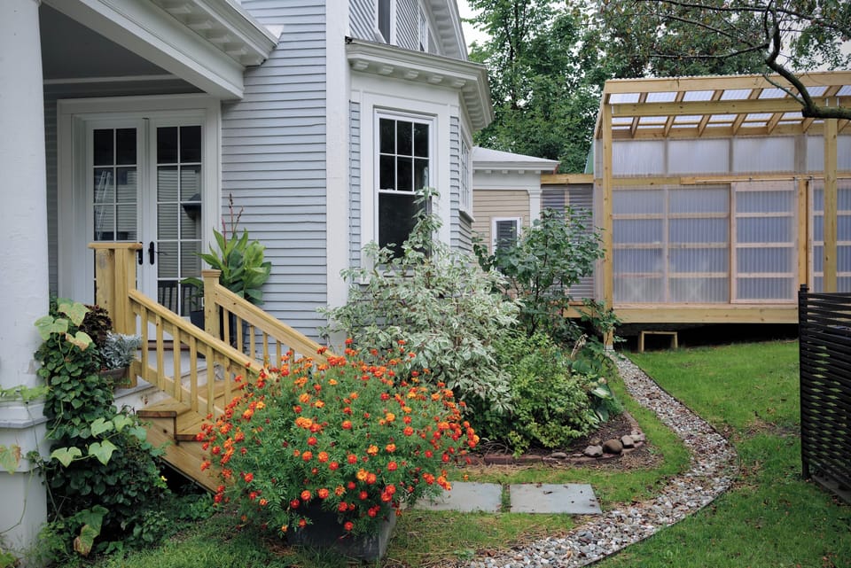Side porch and courtyard connector