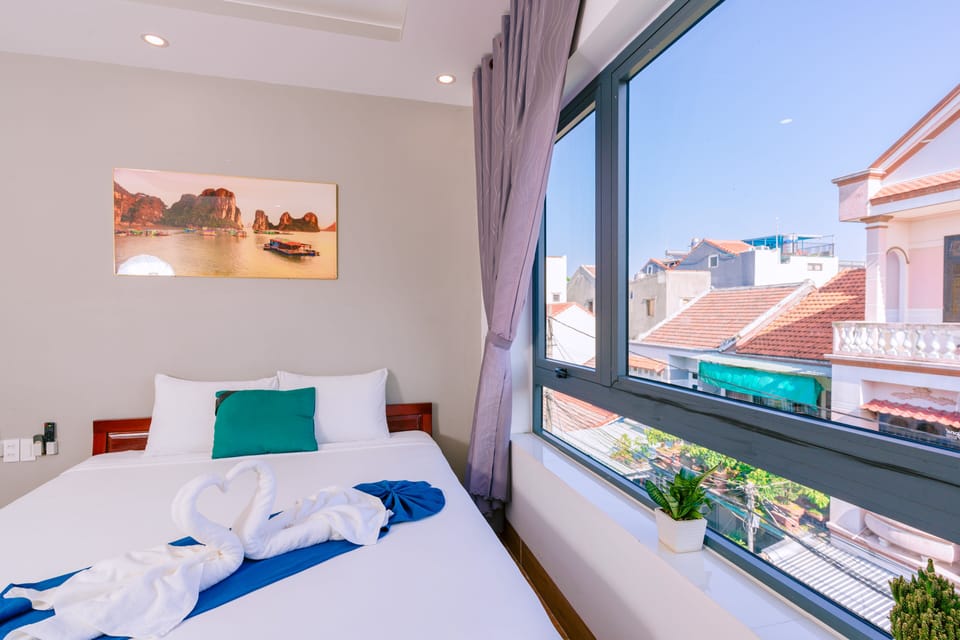 Premium bedding, down comforters, pillowtop beds, in-room safe