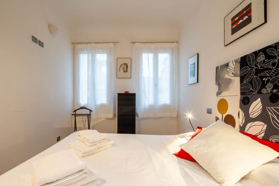 Comfort Apartment | 1 bedroom, premium bedding, down comforters, individually decorated