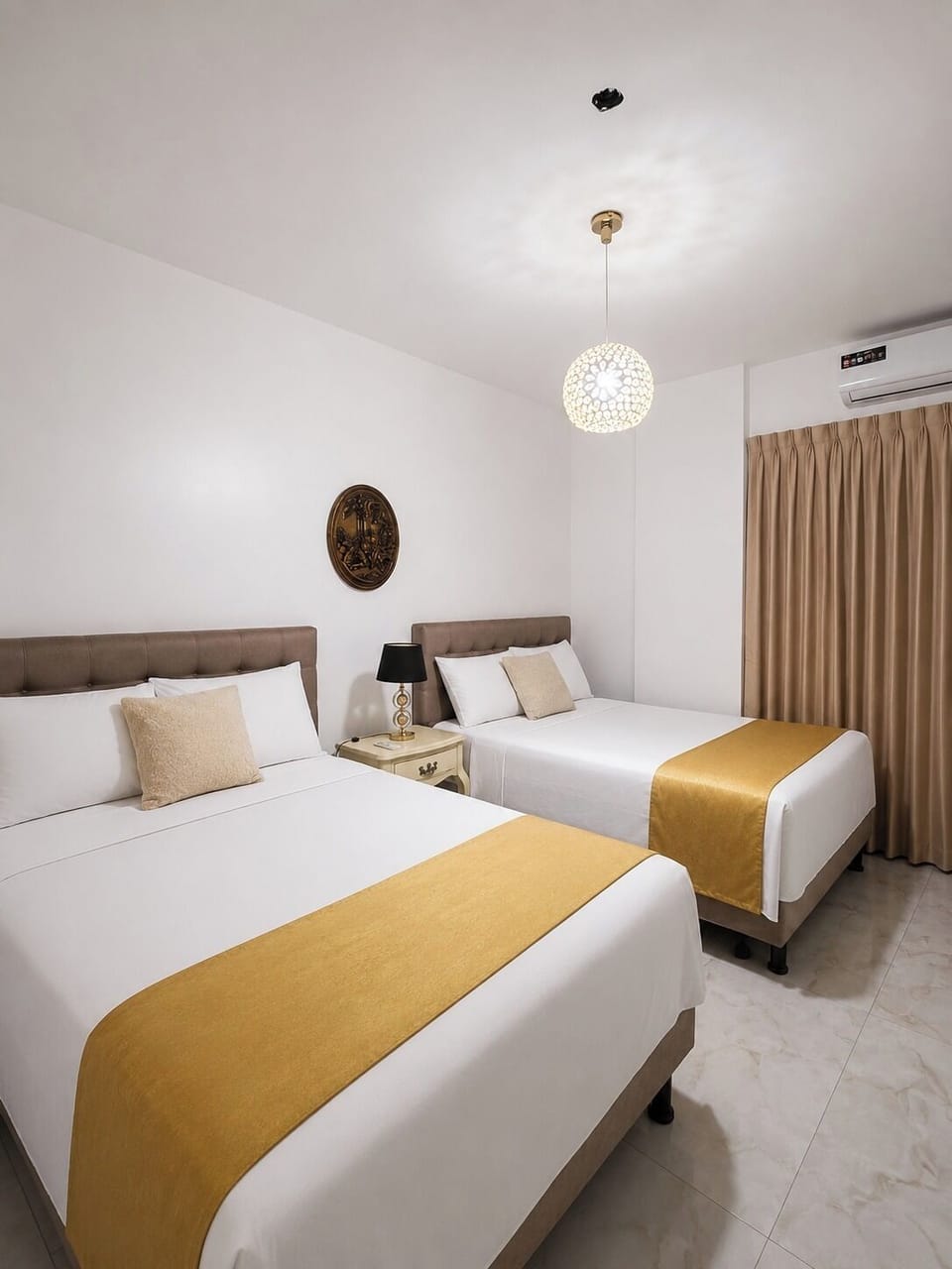 Family Room, Multiple Beds, Ensuite | Egyptian cotton sheets, premium bedding, pillowtop beds, blackout drapes