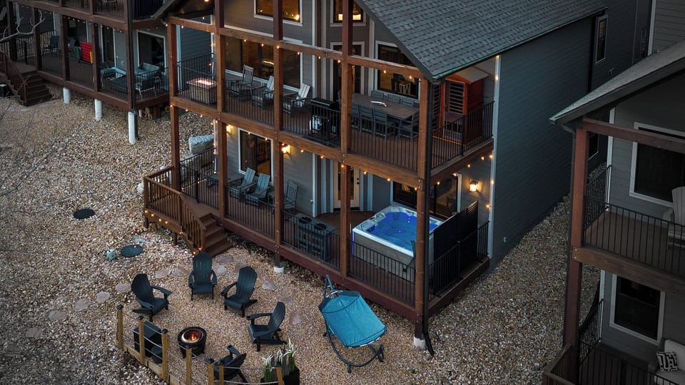 Private firepit off the back deck
