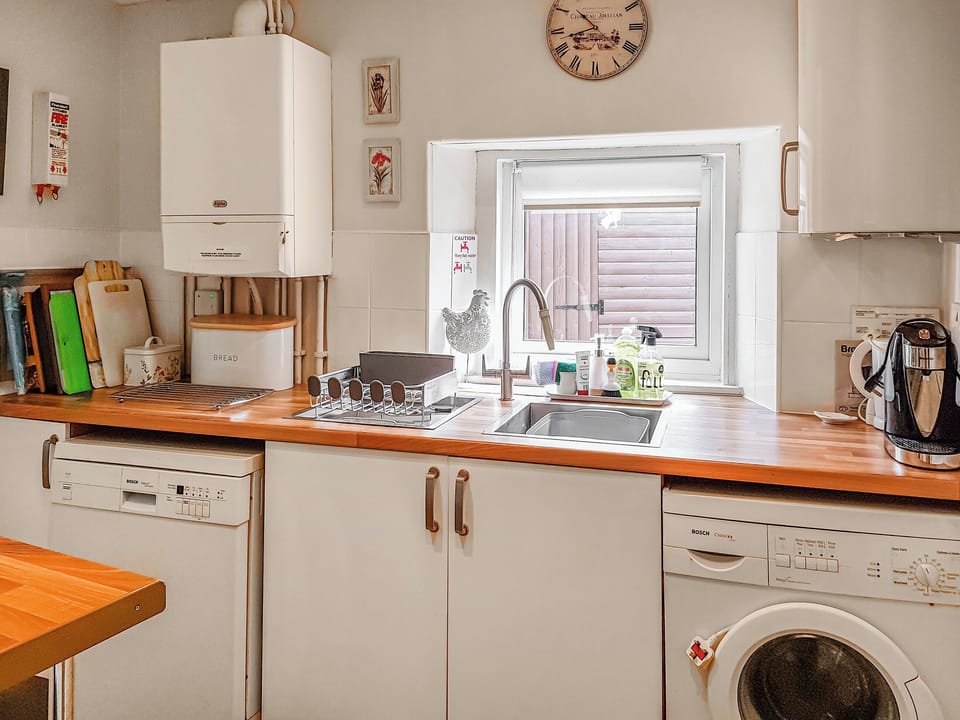 Kitchen | Ivy Cottage, Crieff