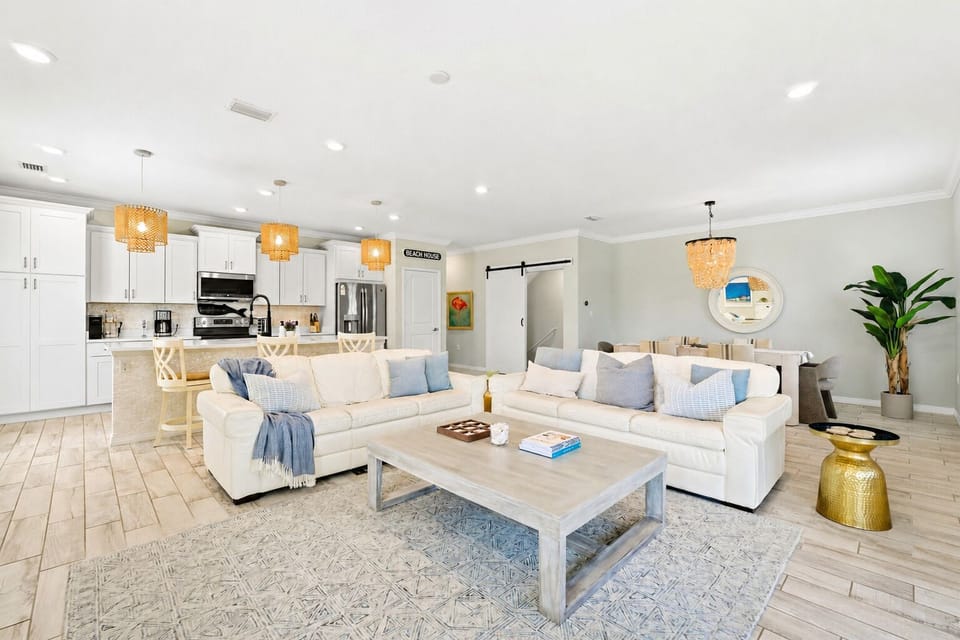 Step inside to a spacious living room that flows seamlessly into the dining area, perfect for sharing meals, playing board games or mahjong, planning the next day’s adventures, and enjoying quality time together.