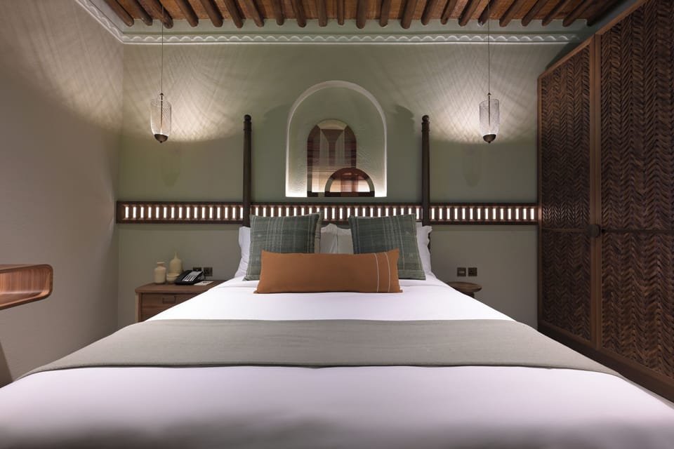 Egyptian cotton sheets, premium bedding, desk, laptop workspace