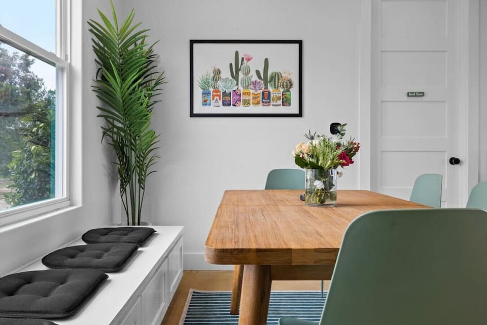 Seating for 8 in the kitchen dining area.