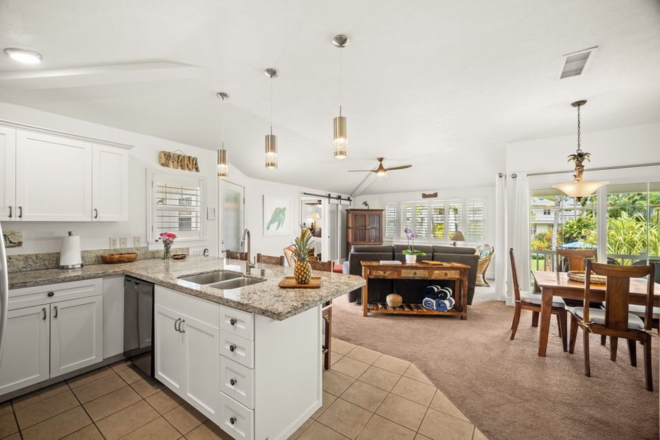 Open floor plan to gather and enjoy