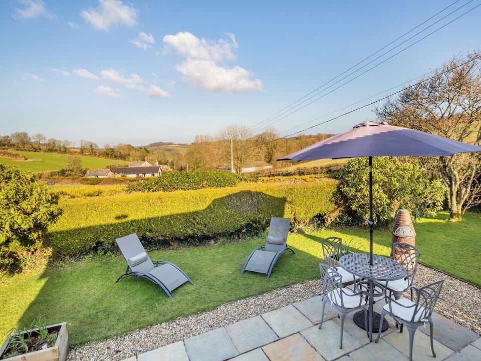 Sitting-out-area | Shepherds Retreat, Little Polgooth, near Saint Austell