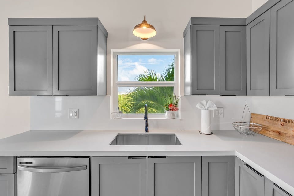 Kitchen sink