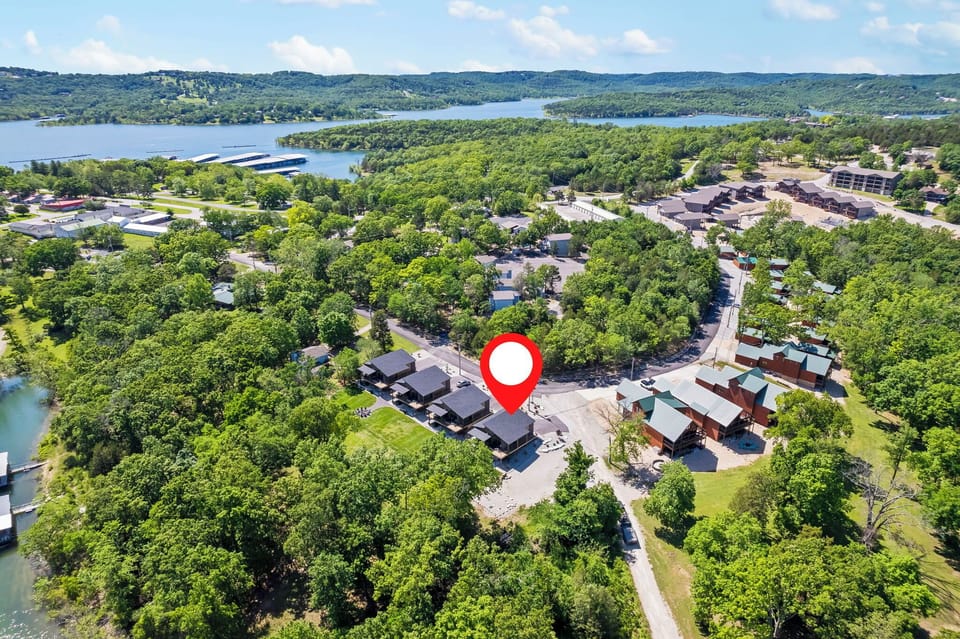 Highly desirable location on Indian Point, just a few miles past Silver Dollar City