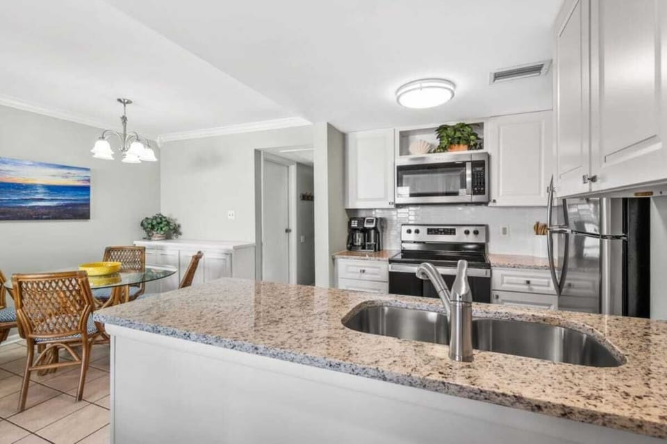 Kitchen 4