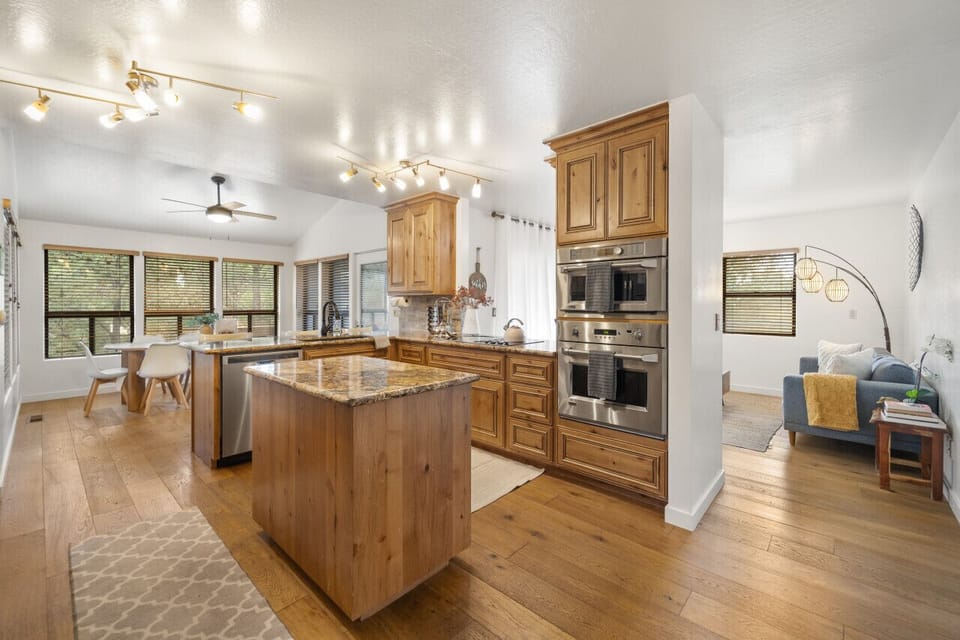 We hope you`ll enjoy preparing your meals in our well-lit kitchen.