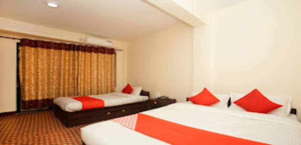 Double Room | Free WiFi, bed sheets