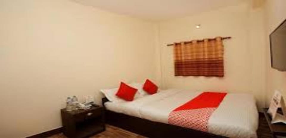 Single Room | Free WiFi, bed sheets