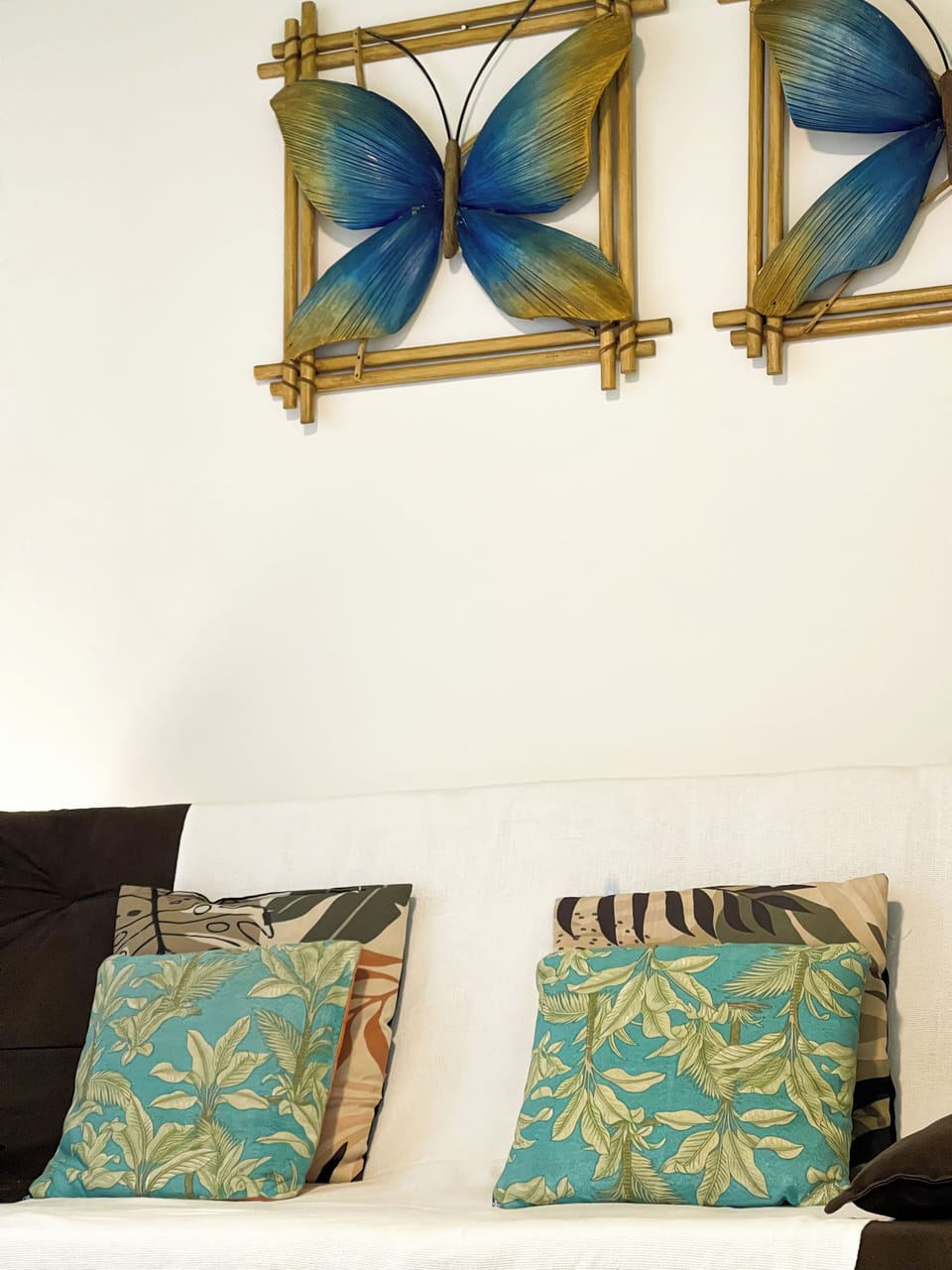 Family Studio, 1 Double Bed with Sofa bed, Ensuite, Bay View | Living area | 40-inch Smart TV with satellite channels, TV
