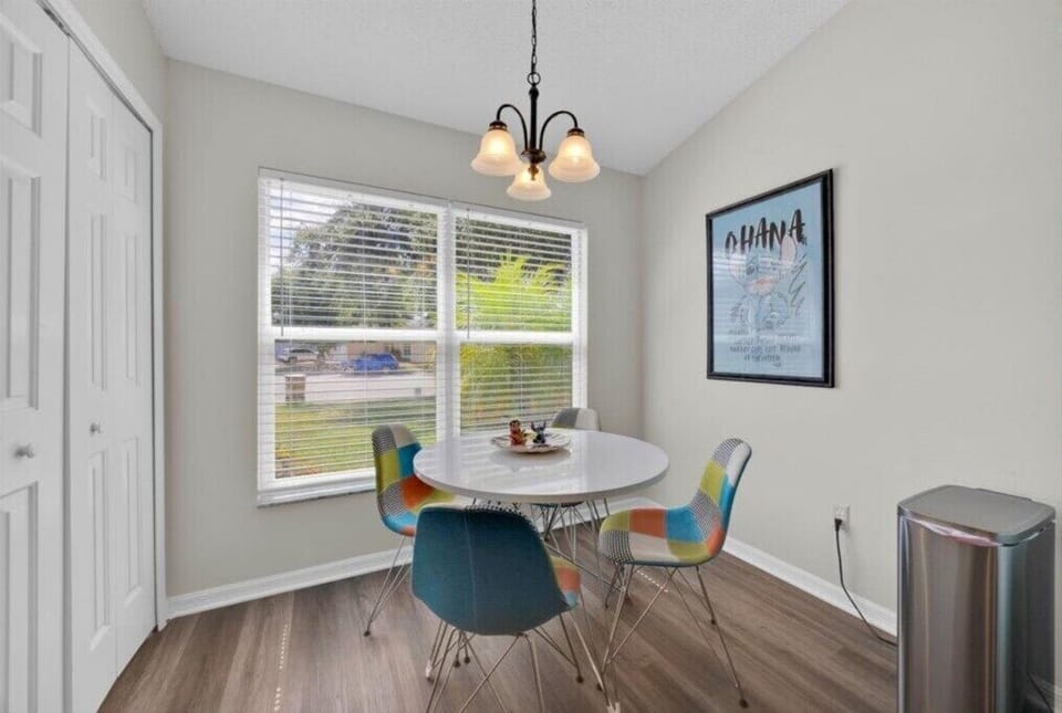 05-20250804.1133WhitewoodWay_06