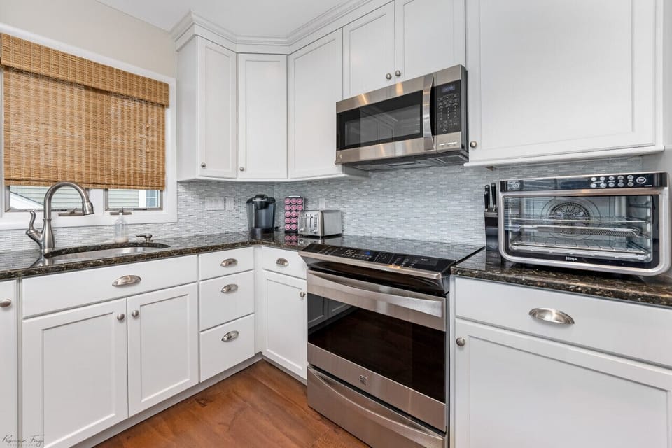 Stove, Microwave, Keurig Coffee Maker
