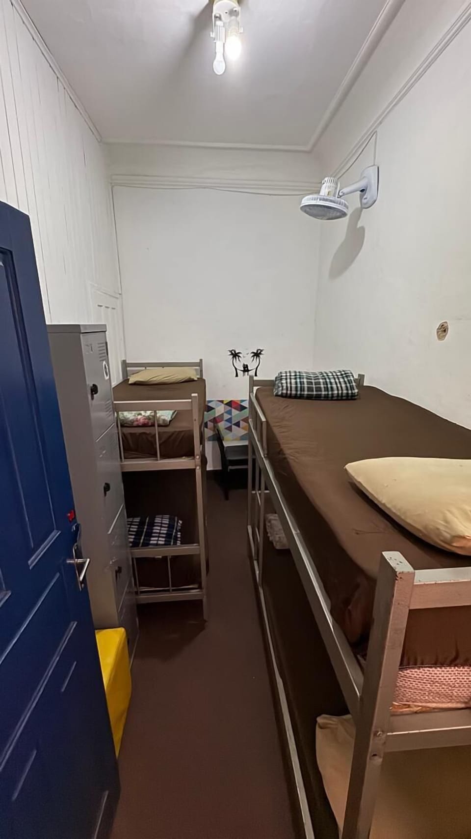 Comfort Shared Dormitory | Individually decorated, individually furnished, blackout drapes