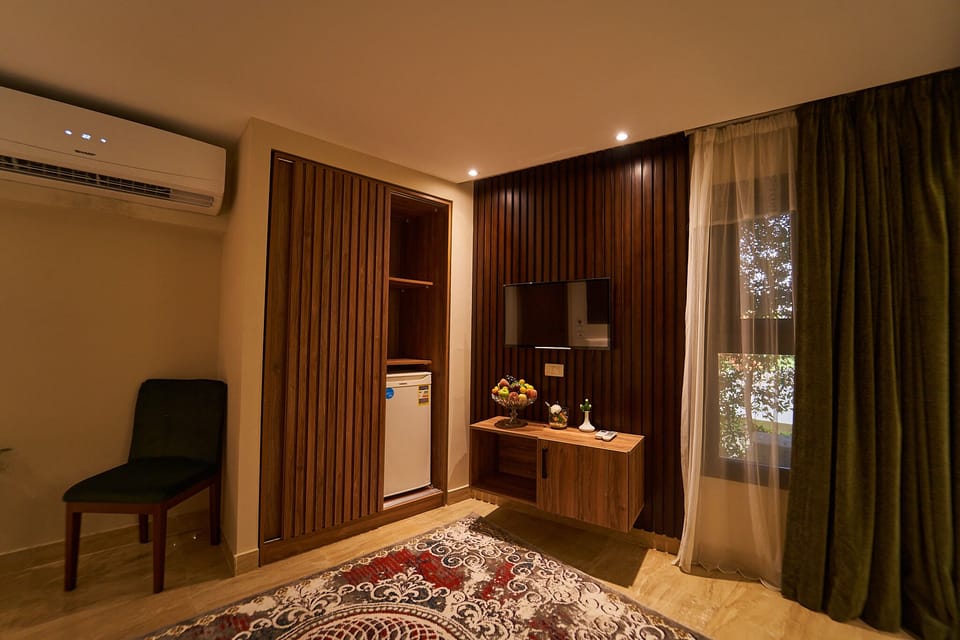 Superior Triple Room | Minibar, soundproofing, free WiFi, bed sheets