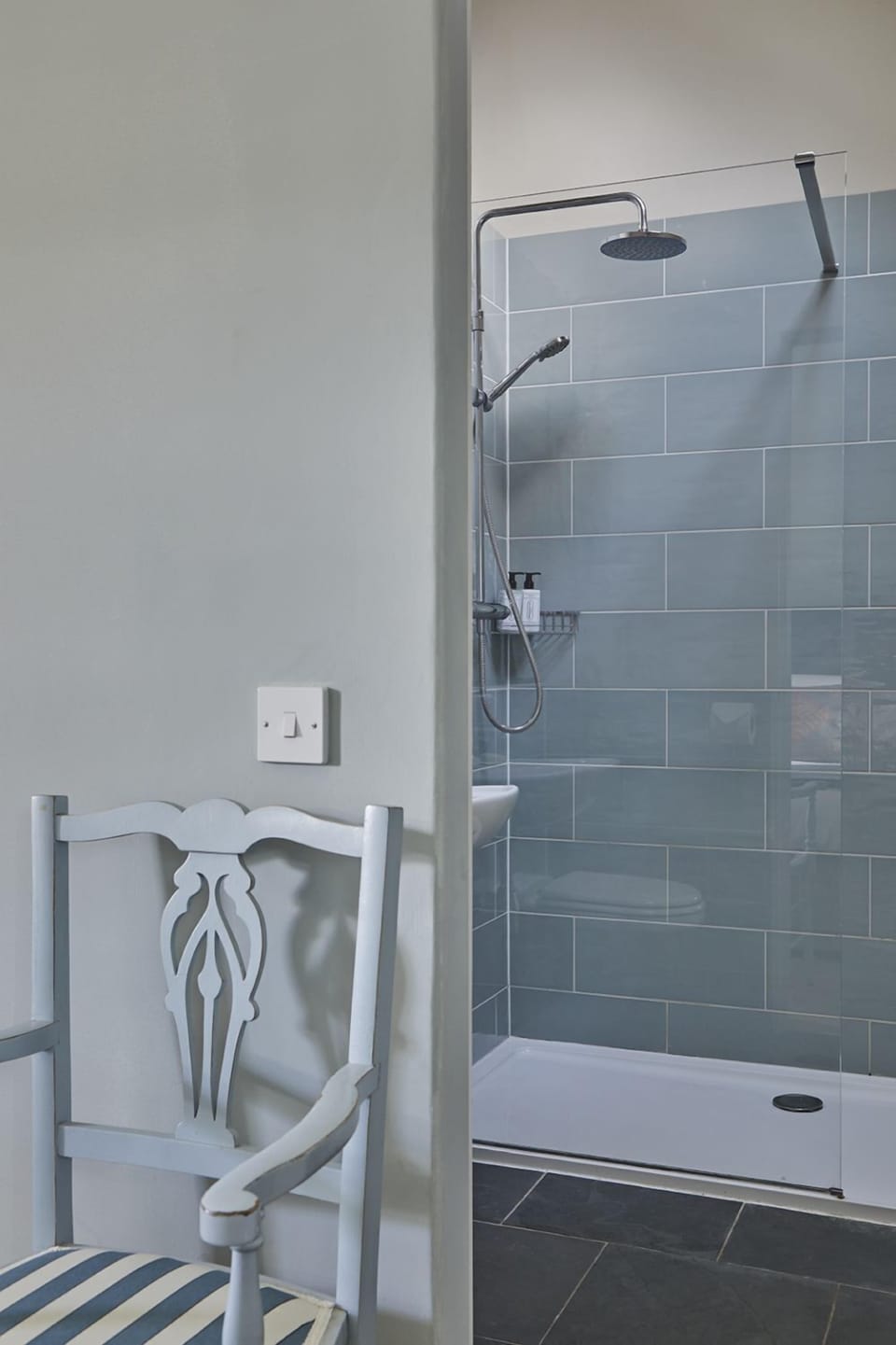 Bedroom 2 ensuite