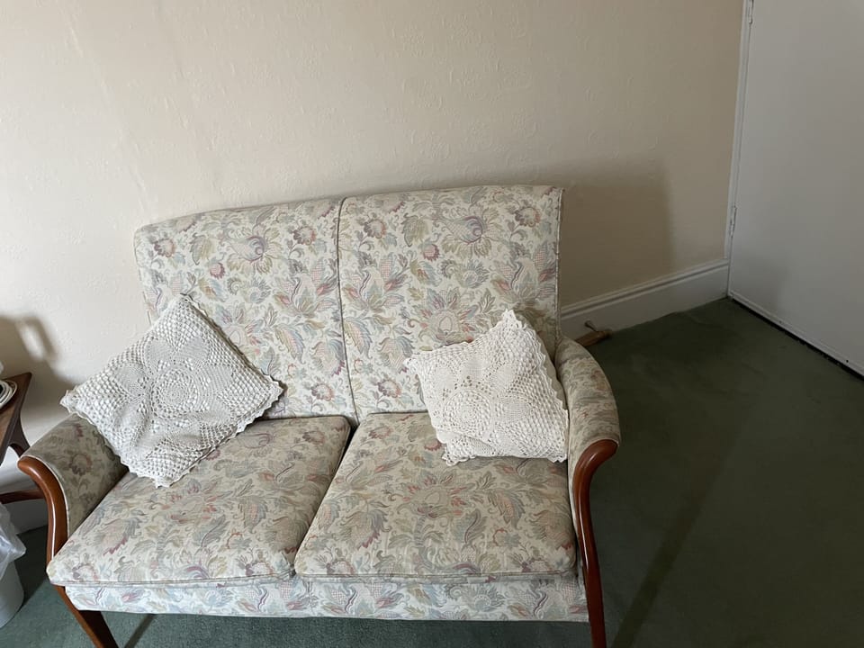 Desk, laptop workspace, iron/ironing board, free WiFi