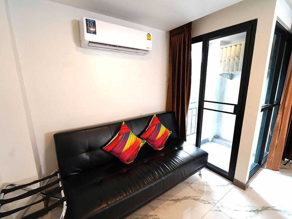 Deluxe Double Room | In-room safe, desk, soundproofing, free WiFi