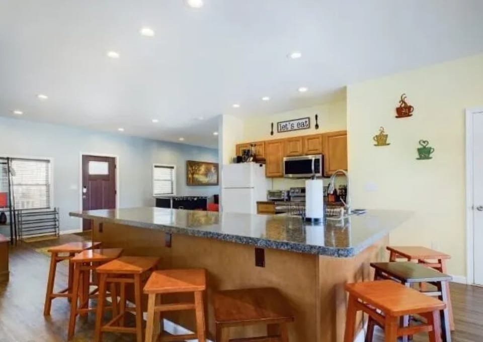 Open kitchen
