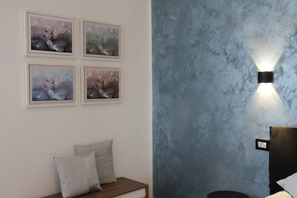 Deluxe Apartment | 2 bedrooms, desk, iron/ironing board, free WiFi