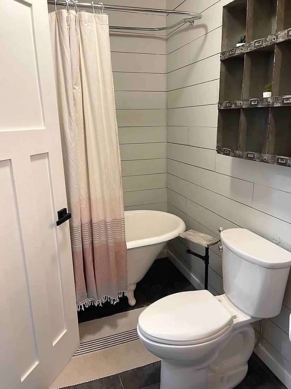 Shower/tub combo 