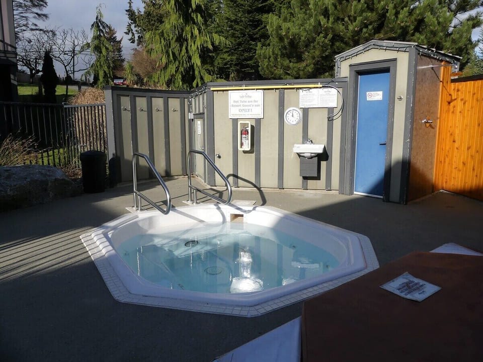 Second Hot Tub