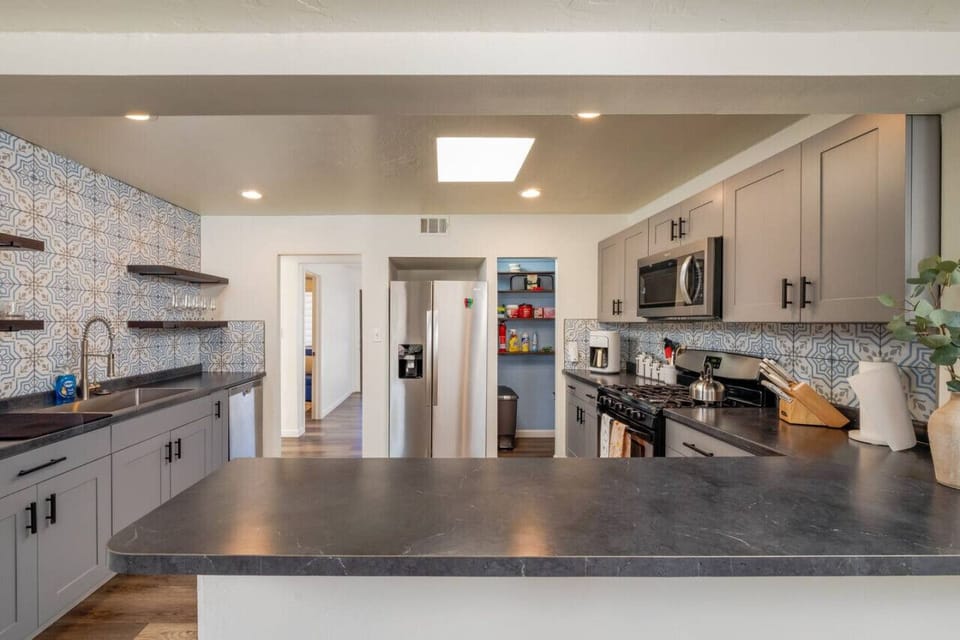 Lovely, well-equipped kitchen
