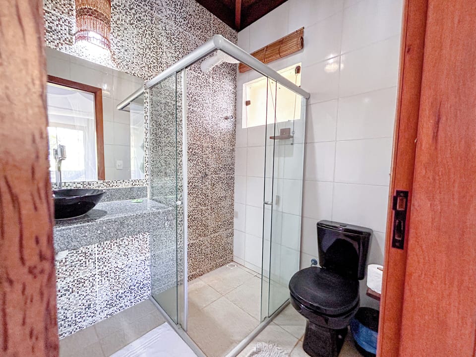 Deluxe Twin Room | Bathroom | Shower