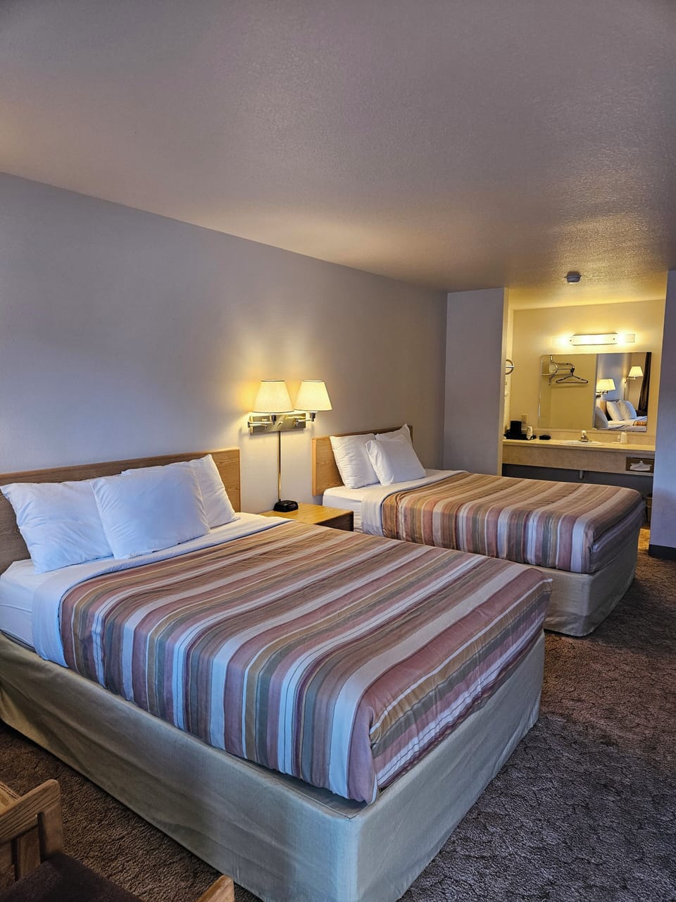 Classic Double Room | Desk, laptop workspace, iron/ironing board, free WiFi