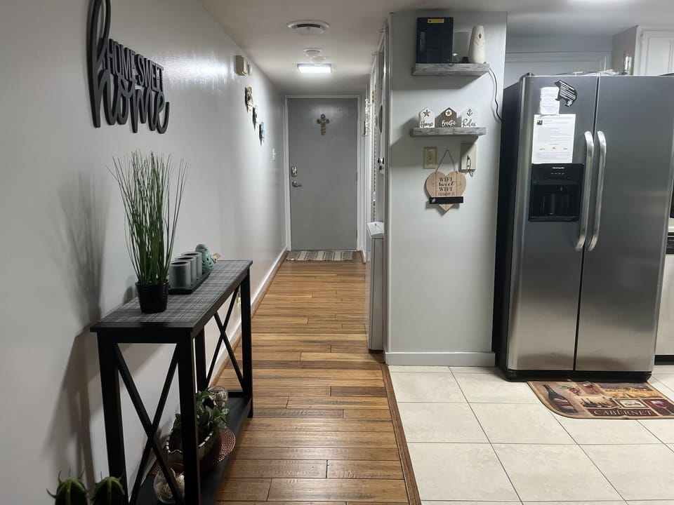 Wide and spacious entrance 